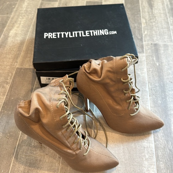 Heels - Picture 2 of 4